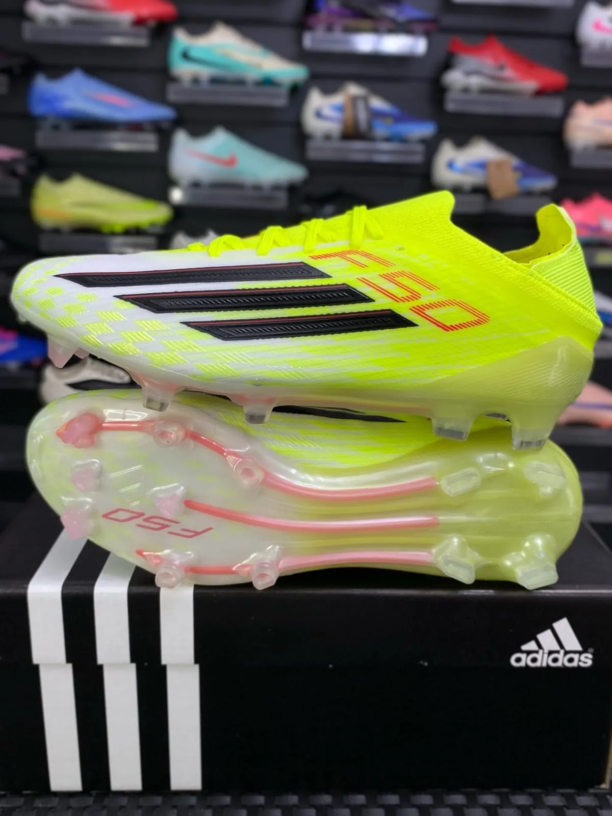 Adidas Adidas F50 Blanco y Lima — botín, foto principal