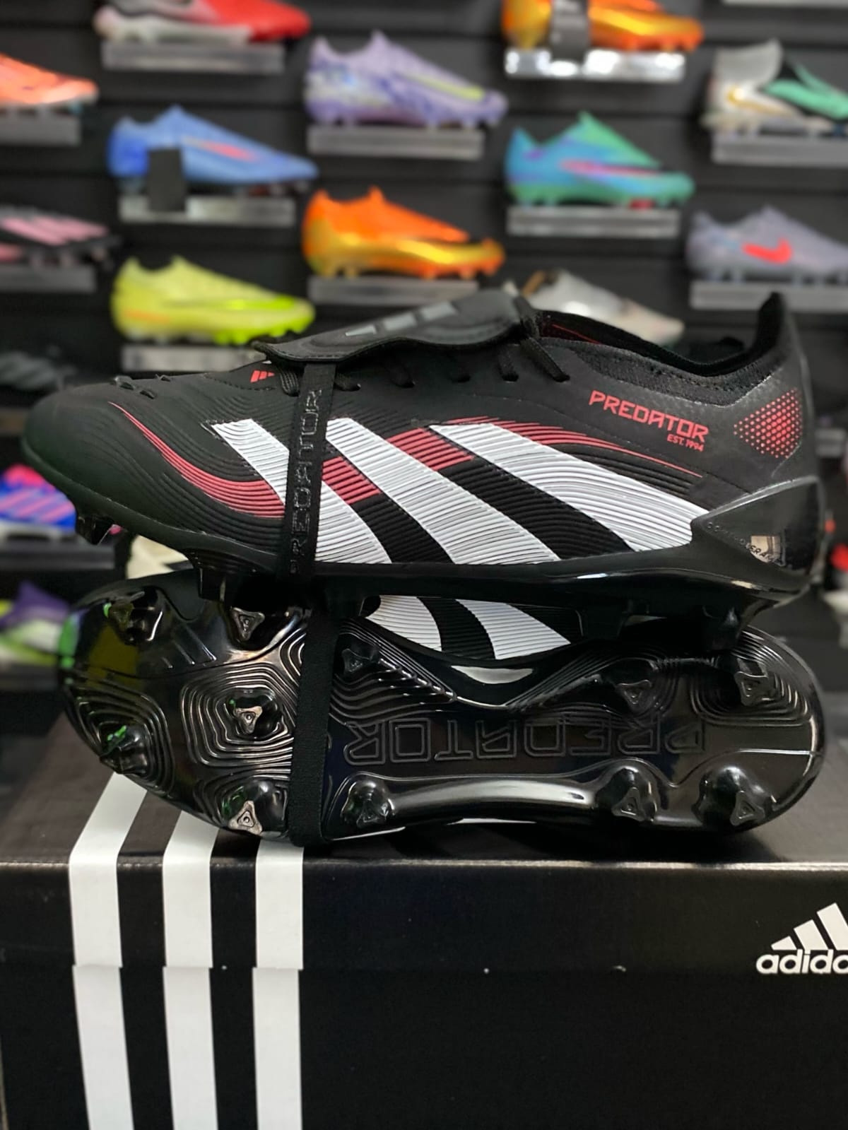 Adidas Adidas Predator Negro y Blanco — botín, foto principal