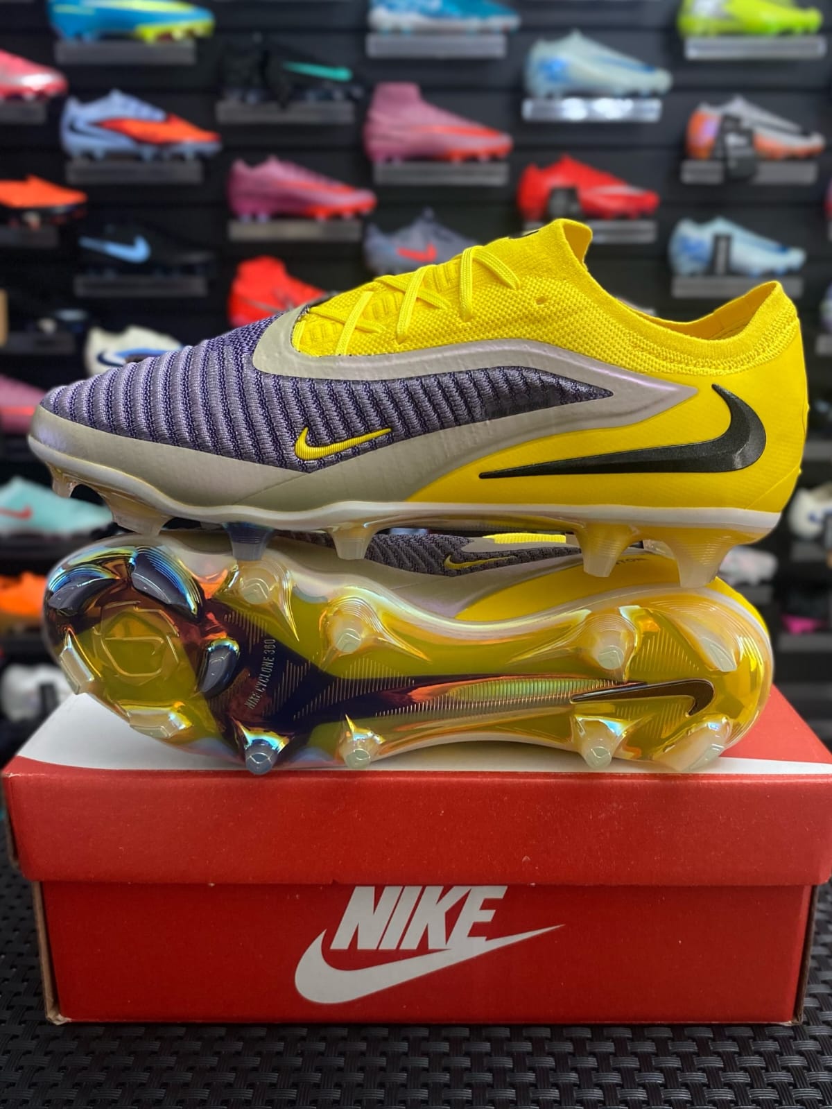 Nike Nike Phantom Violeta y Amarillo — vista 1 de 1